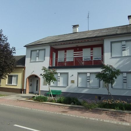 Pension Lang Sankt Andrä bei Frauenkirchen Exterior foto